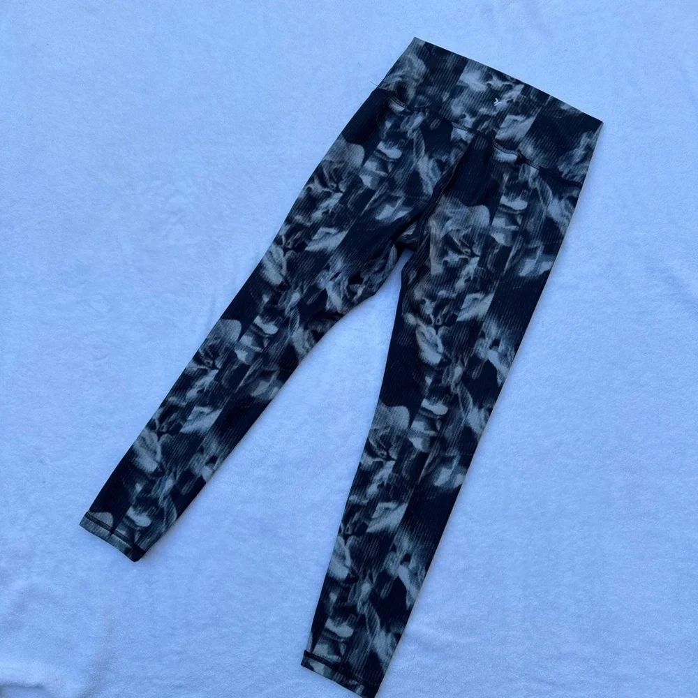 OLD NAVY ACTIVE powersoft women’s size M - Picture 2 of 8